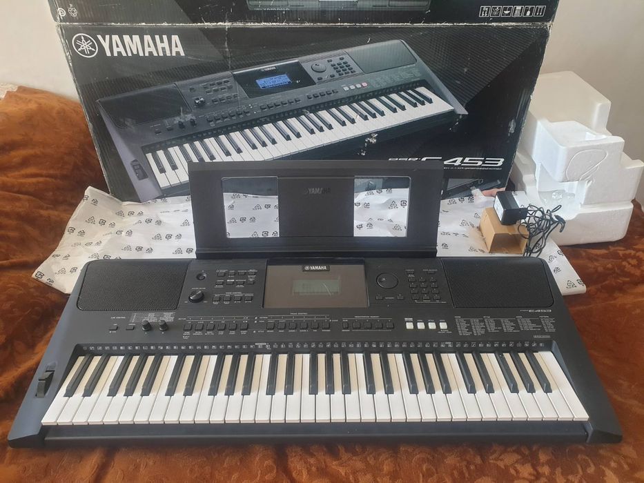 Синтезатор Yamaha PSR - E 453