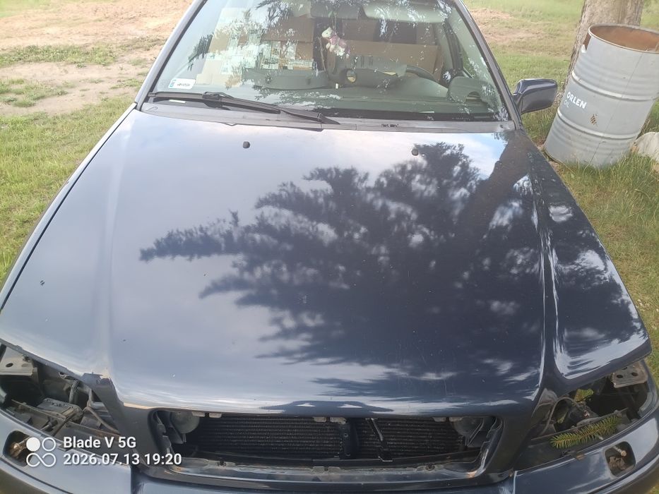 Maska Volvo V40 2003r