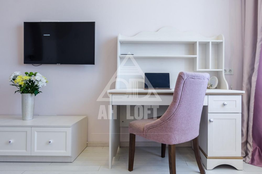 Будинок для великої родини, з басейном