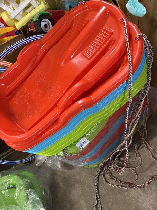 Льодянка кругла Steep, трикутна Долоні.