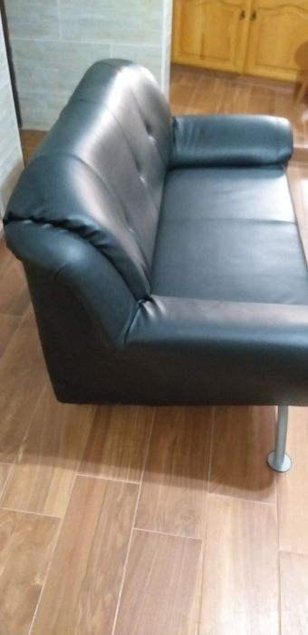 Sofá de 3 lugares como novo