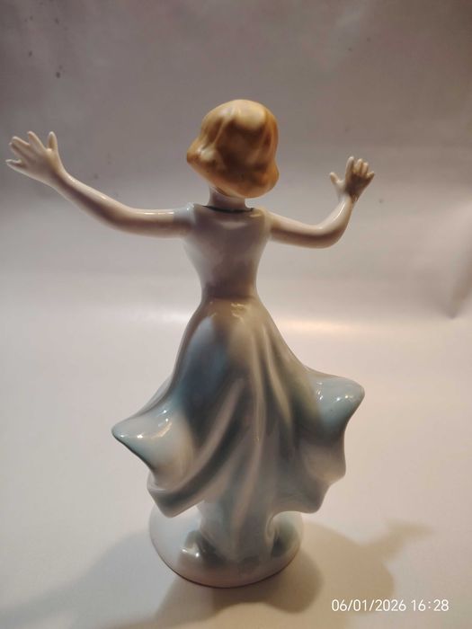 Figurka Arpo Romania