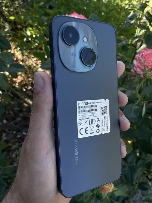 Tecno Spark GO 1 4/64 гб