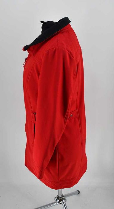Czerwona, taliowana kurtka softshell Paola 42