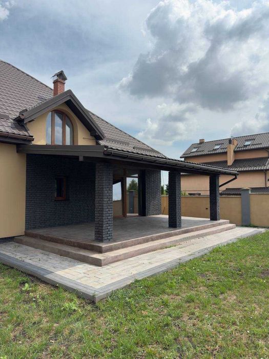 Без комісії!!! Продаж vip 2-поверхового будинку з ремонтом в Сокільниках біля Львова
