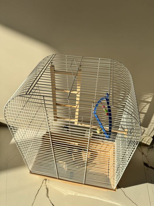 Клітка для птахів — майже нова