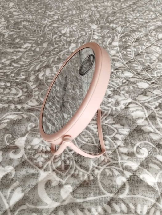 Espelho de maquilhagem de duas faces ajustável