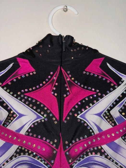 strój akrobatyka powietrzna / artystyczna