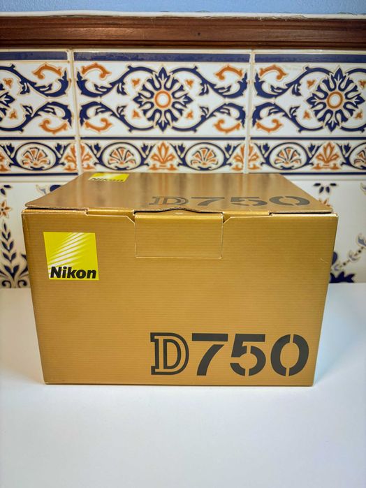 Nikon D750 + Tamron 70-200 f/2:8 & Mochila