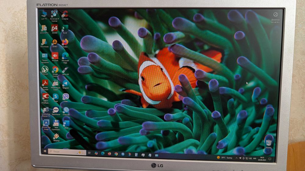 Монітор LG 2042T