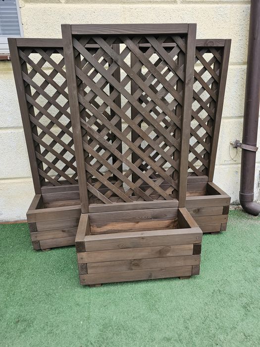 Donice ogrodowe z pergolą