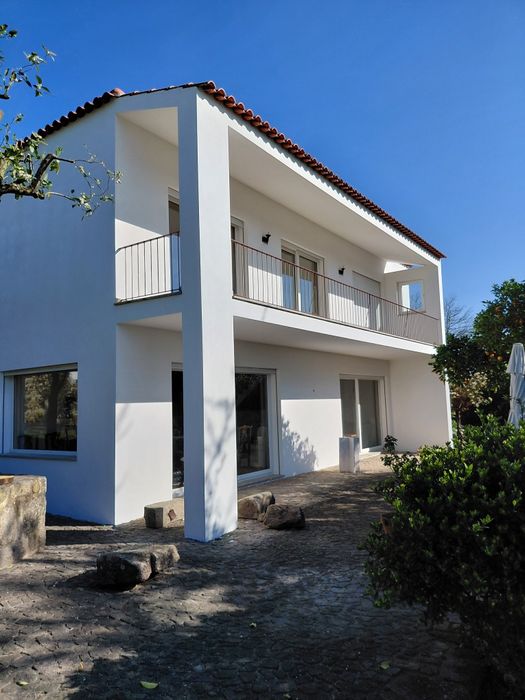 Pinturas de interior e exterior e emassamento de pladur