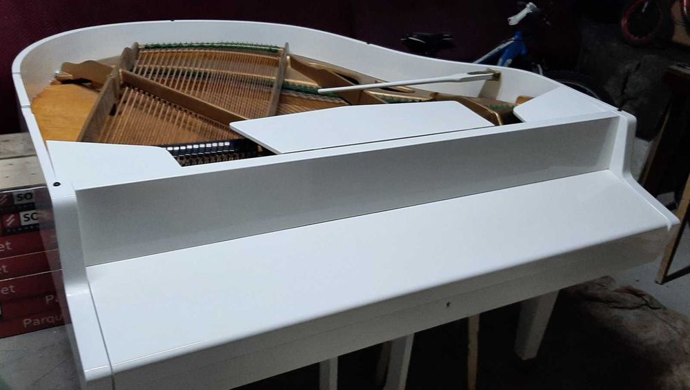 Німецький рояль Geyer 138