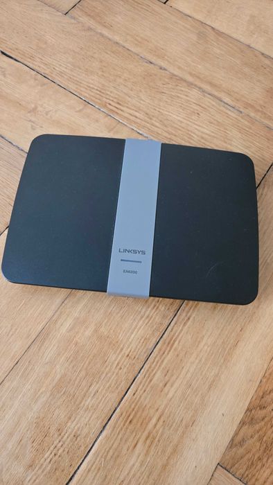 Роутер Linksys EA 6200 WiFi