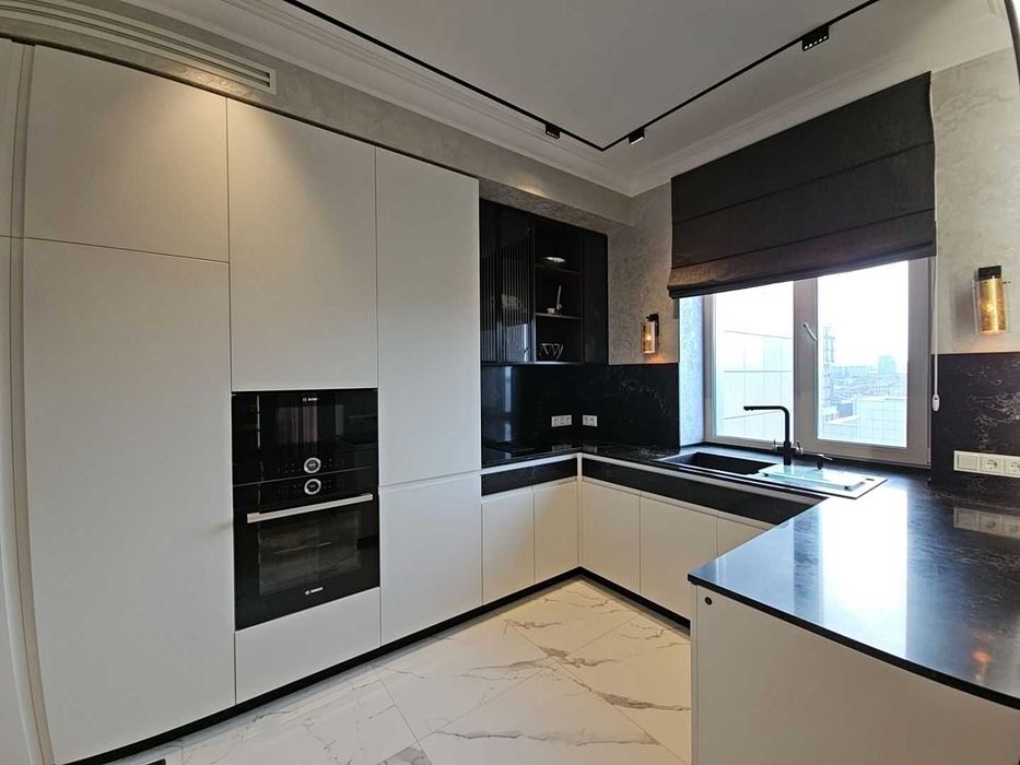 4 спальни, Терраса, Новый ремонт. Панорамный вид. Продам квартиру.