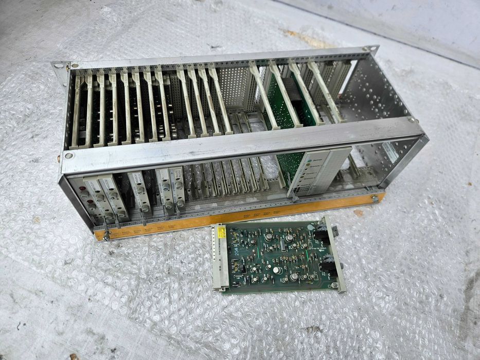 SIEMENS +8CFA01CB Moduły Nadawcze Systemu Analogowego M74003-A8350