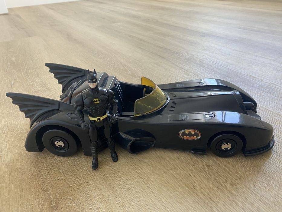 Carro Batman com figura 1989