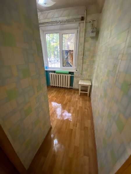 Продается 2 ком квартира в центре , 1/5