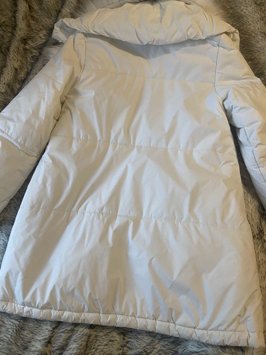 Продам куртку зимову Naf Naf