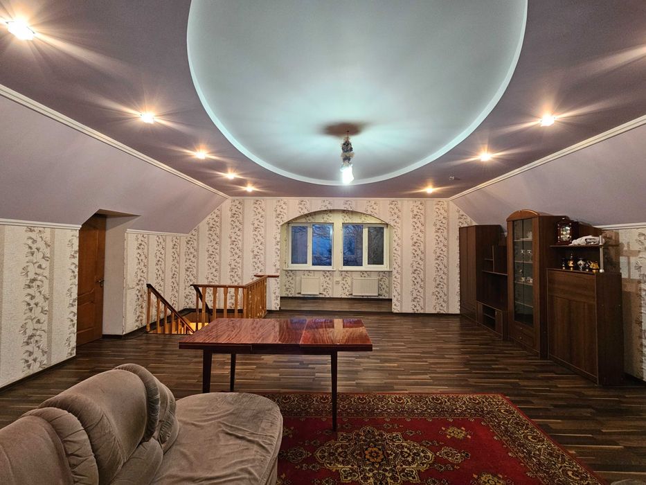 Продам будинок з ремонтом у Діївці-1. Асфальтована дорога. Автономка.