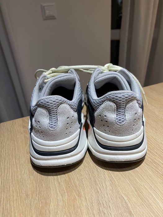 adidas Yeezy boost 700 Wave runner 39.