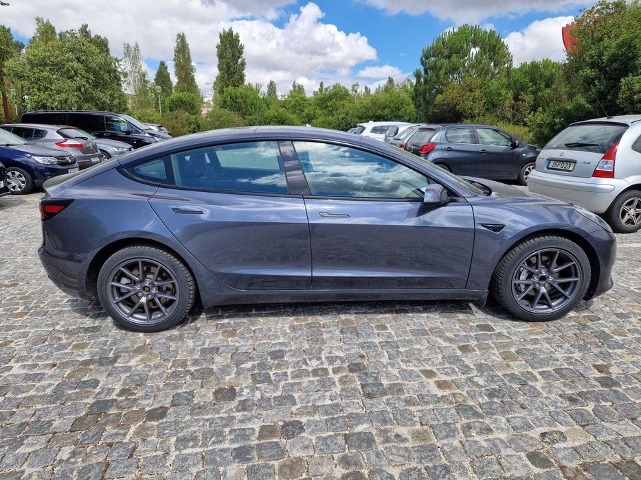Tesla model 3 Standard Range