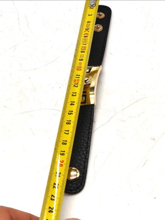 Pulseira VERSACE em Couro com banho em Ouro de 24k
