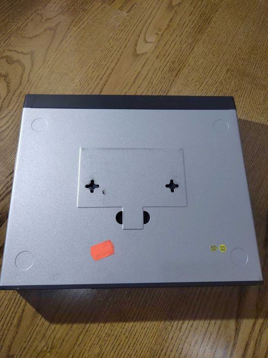 Switch комутатор Linksys Cisco SR224 24-port