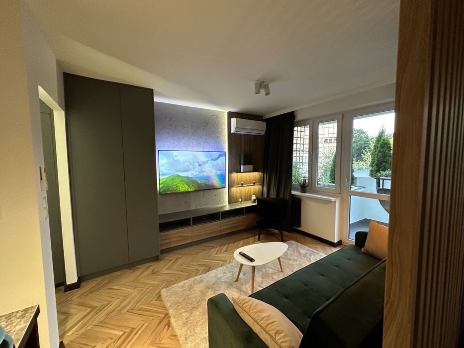 Apartament przy Parku, Centrum || Klimatyzacja, Parking, targi ||