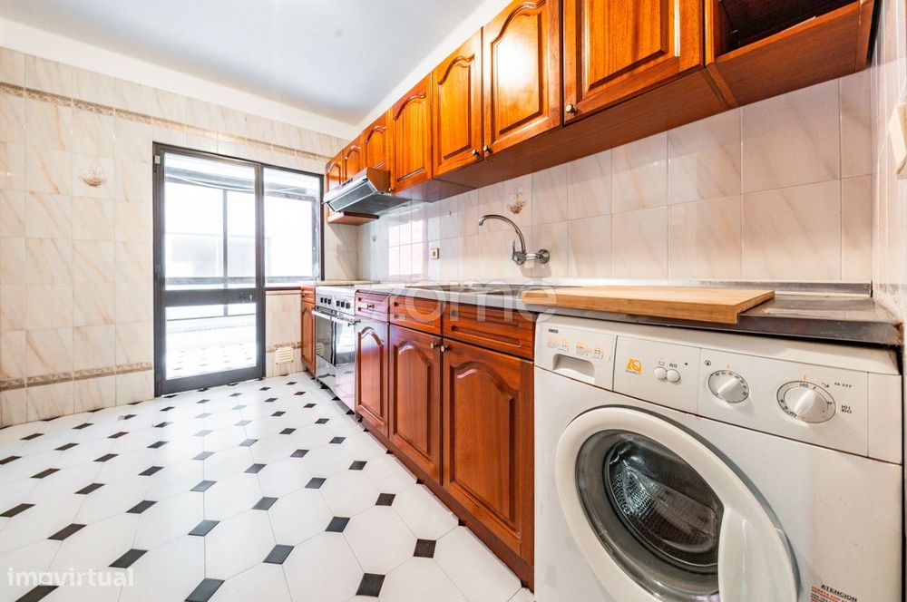 Apartamento T3 | Rua Padre Manuel da Nóbrega, Celas