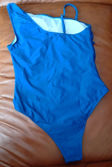 Śliczny strój kąpielowy, r.L