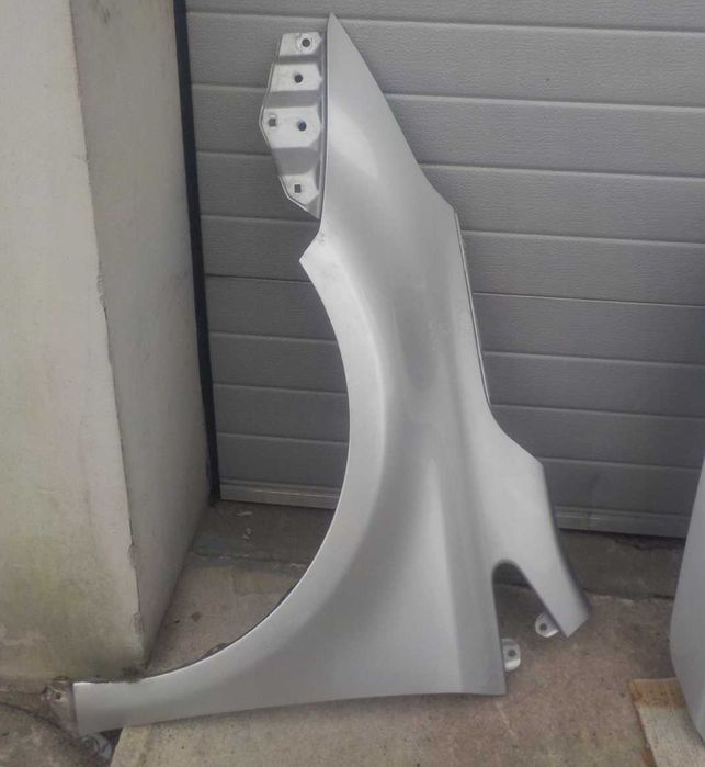 Toyota Avensis t27 t29 Комплект капот фара бампер крило радиатор панел