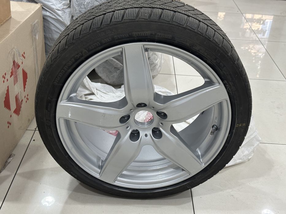 Комплект Титановые диски 18 и зимняя резина Continental