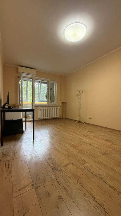 ПРОДАМ 2-кімнатну квартиру на Таїрова, район ТЦ Вузівський