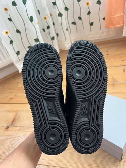 Air Force 1, czarne