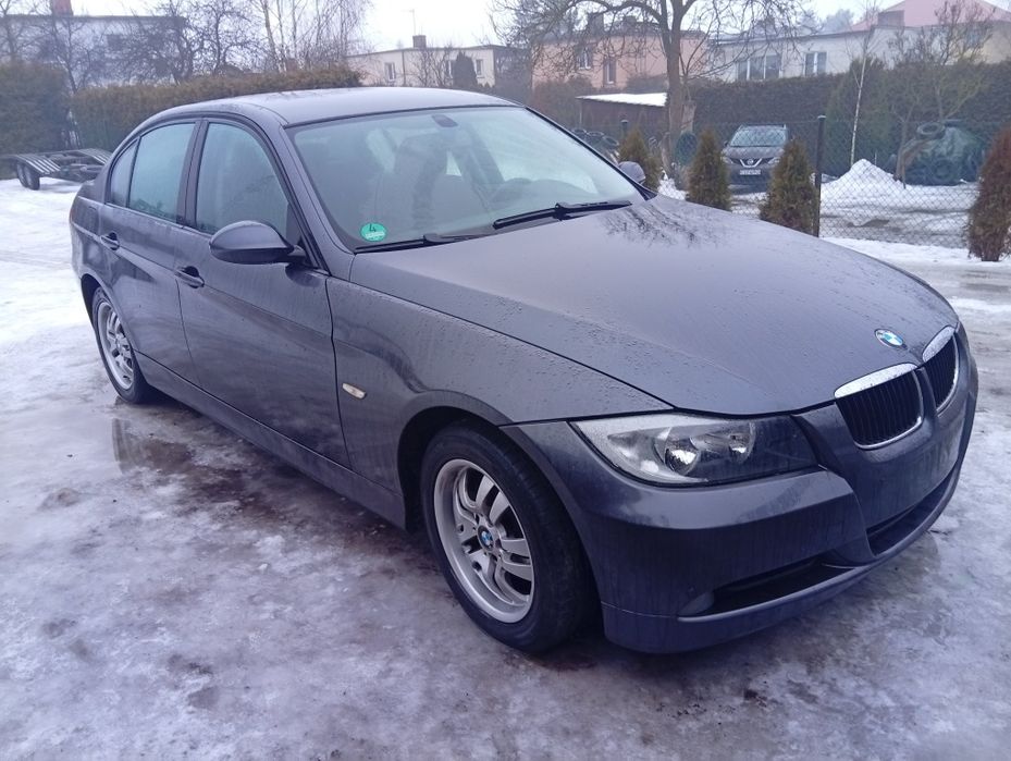 Bmw E90 2006rok 136koni