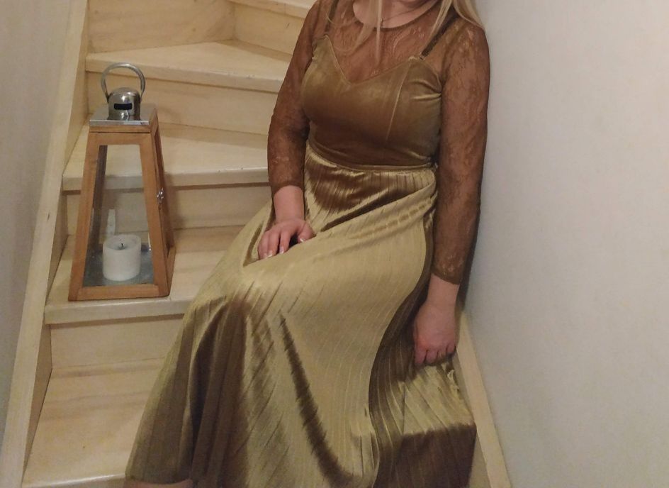 Сукня оксамитова L