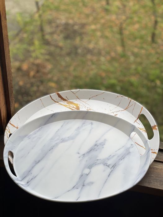 Дуже красива таця