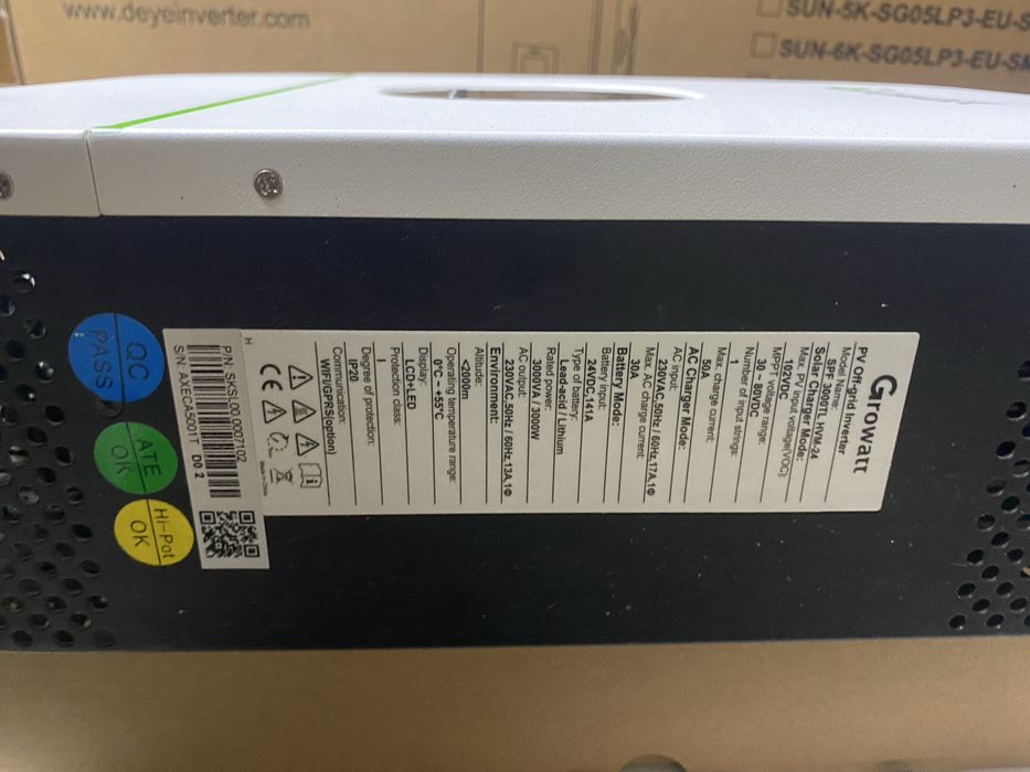 Inversor Growatt SPF 3000TL HVM-24 Off-Grid c/ carregador