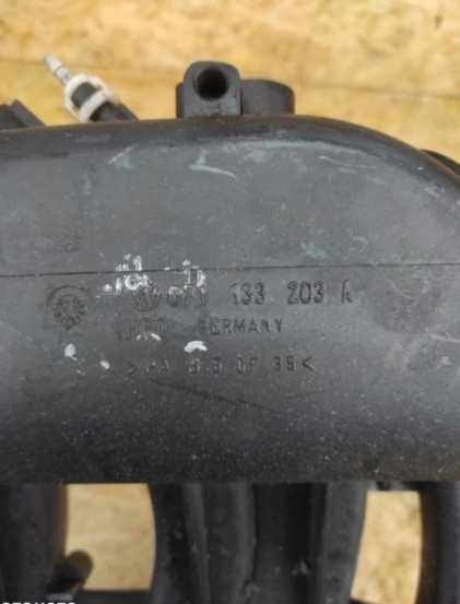 Kolektor ssący seat toledo Leon golf IV 2.3 V5 071.133.203A