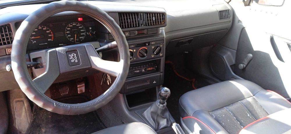 Peugeot 405 GR 1.9 Gasolina – 110cv | Clássico Raro