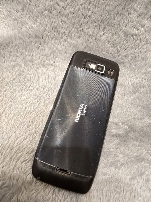 Telefon Nokia E52 Orange