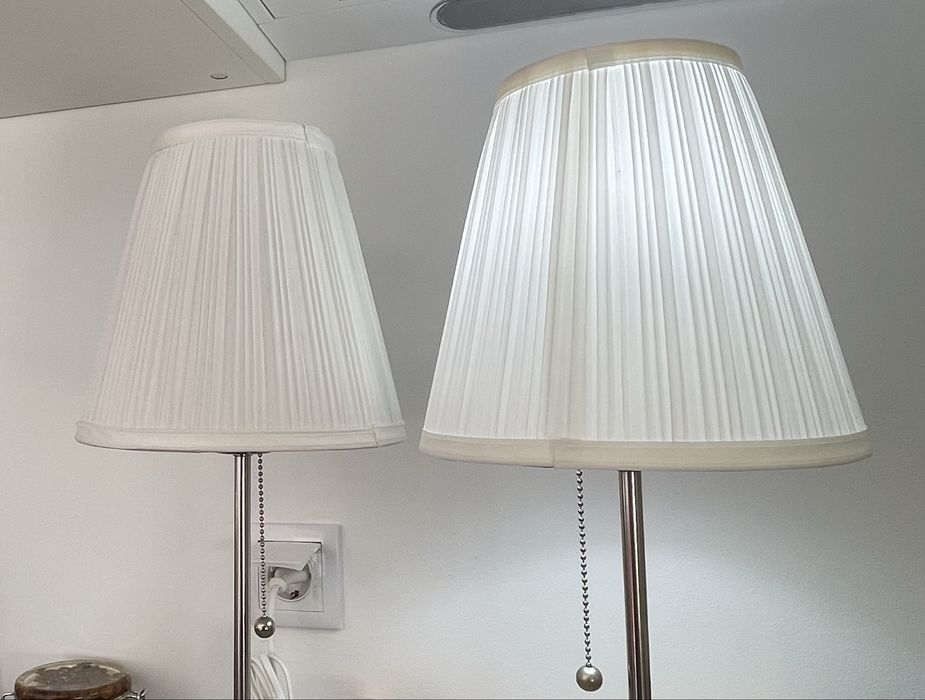 Candeiros de cabeceira IKEA em muito bom estado
