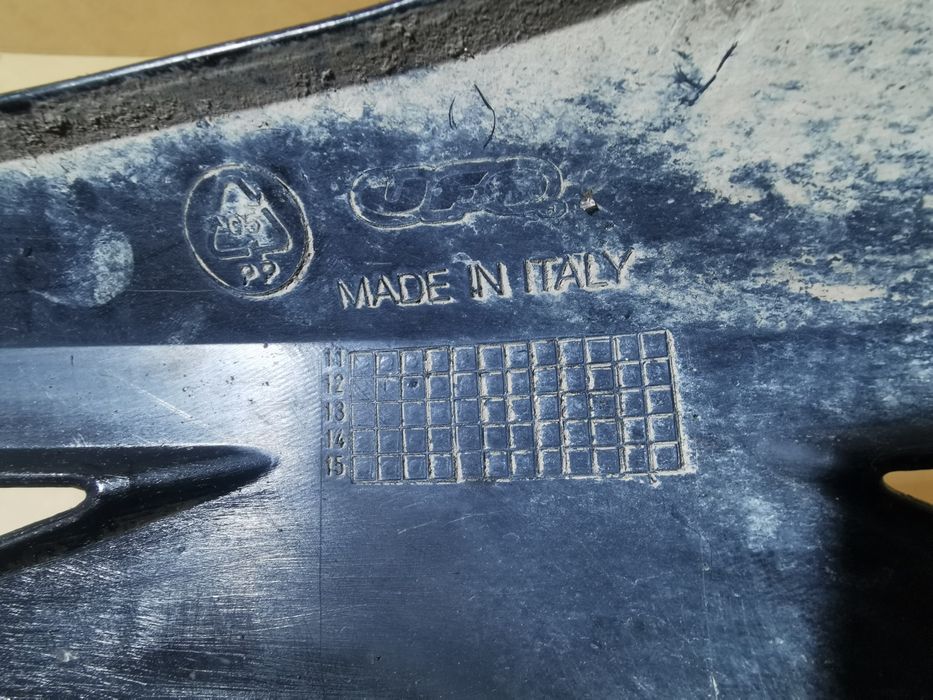 Yamaha yz 125 osłona owiewka przód prawa wypełnienie panel