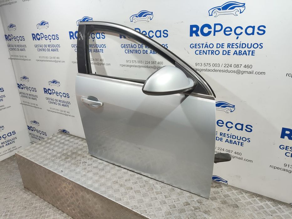 Porta Frente Frontal Direita Opel Insignia A Carro