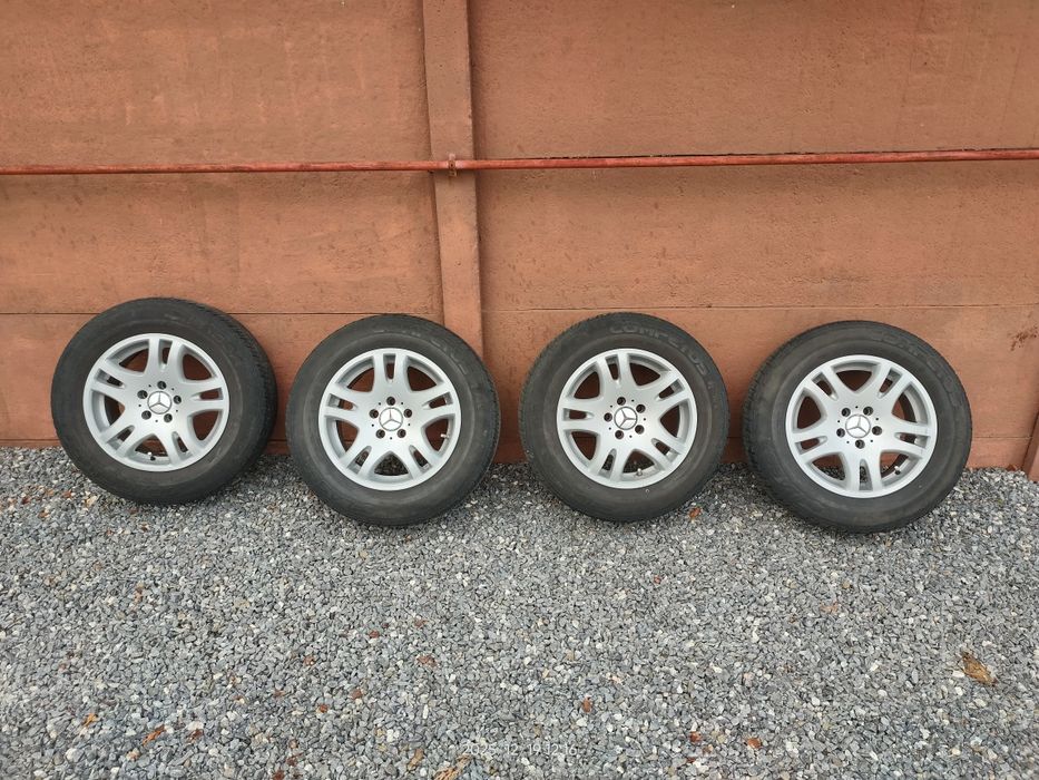Продам комплект колес r16 на Мерседес. Лето