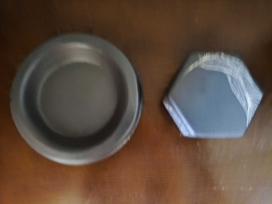 Conjunto Cerâmica Artística Assinada - Caixa Hexagonal e Taça