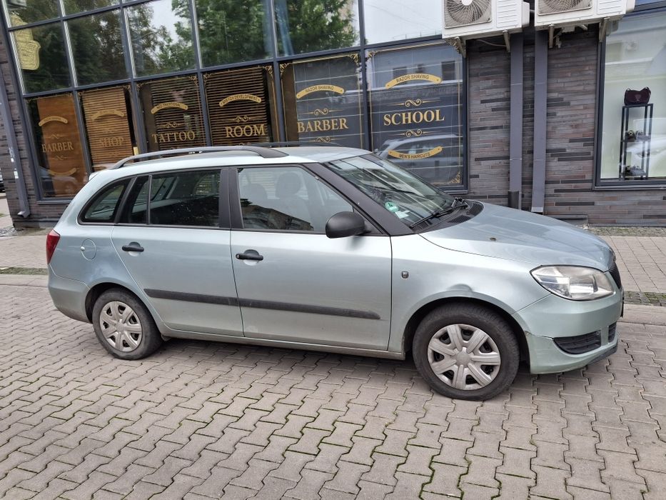 Skoda fabia-2010. 1.2