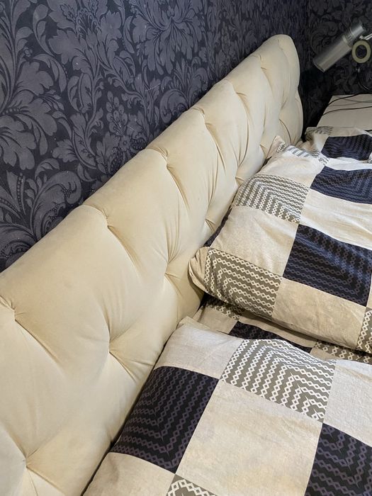 Ліжко з матрасом