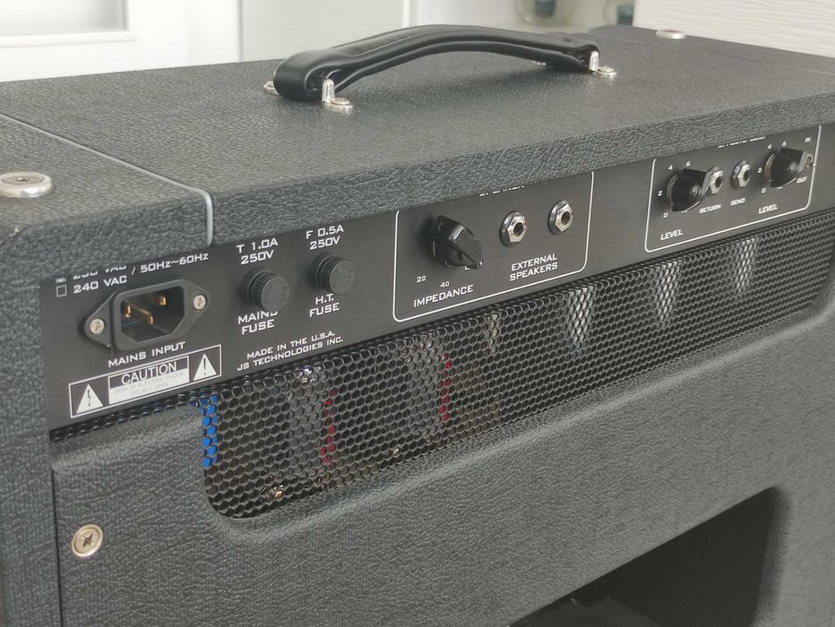 Suhr Bella Amp 22/44W